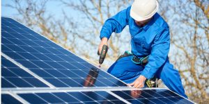 Installation Maintenance Panneaux Solaires Photovoltaïques à Chenon